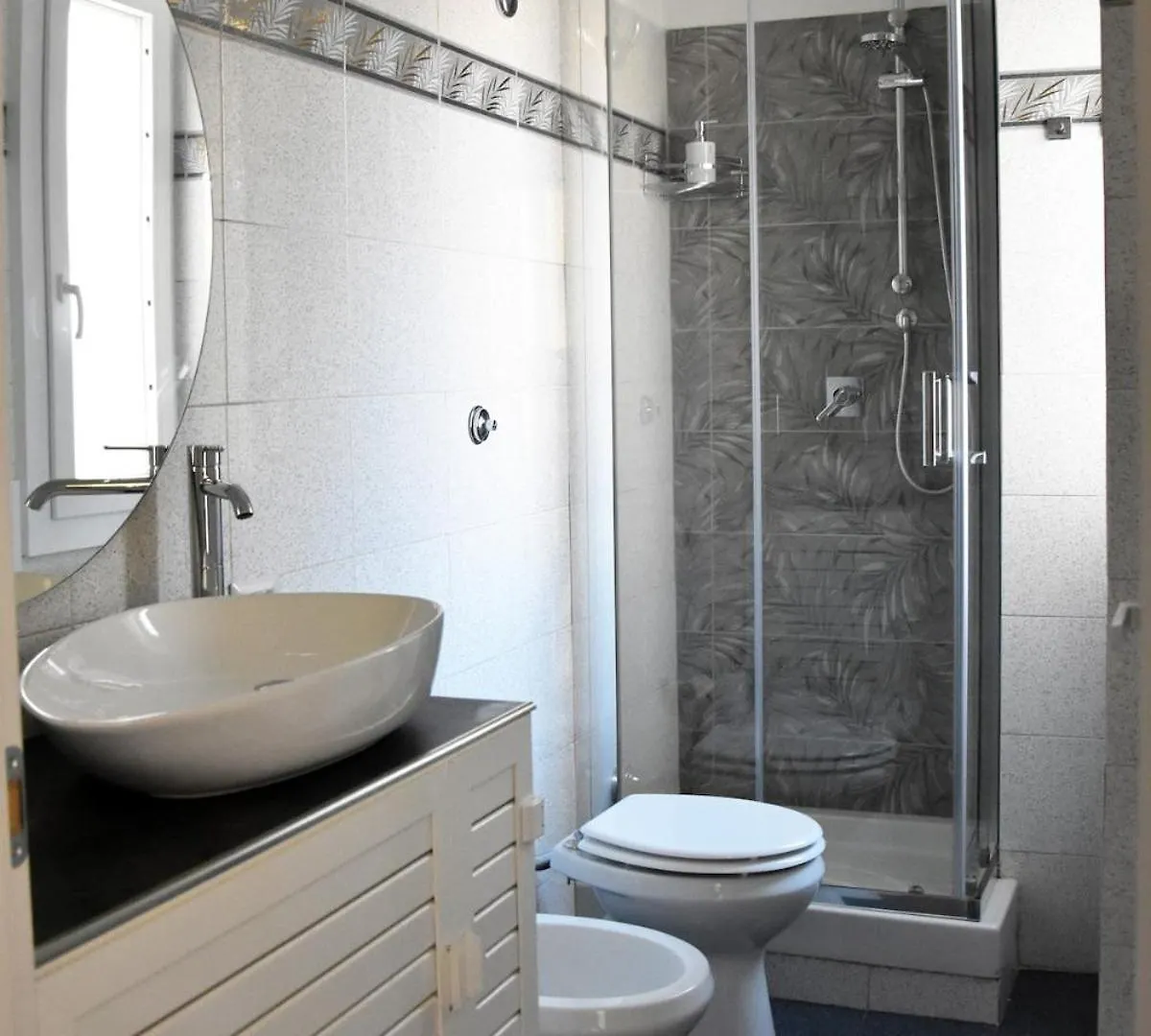 Metro Battistini- D'Alessandro Holiday Home Rome Apartment
