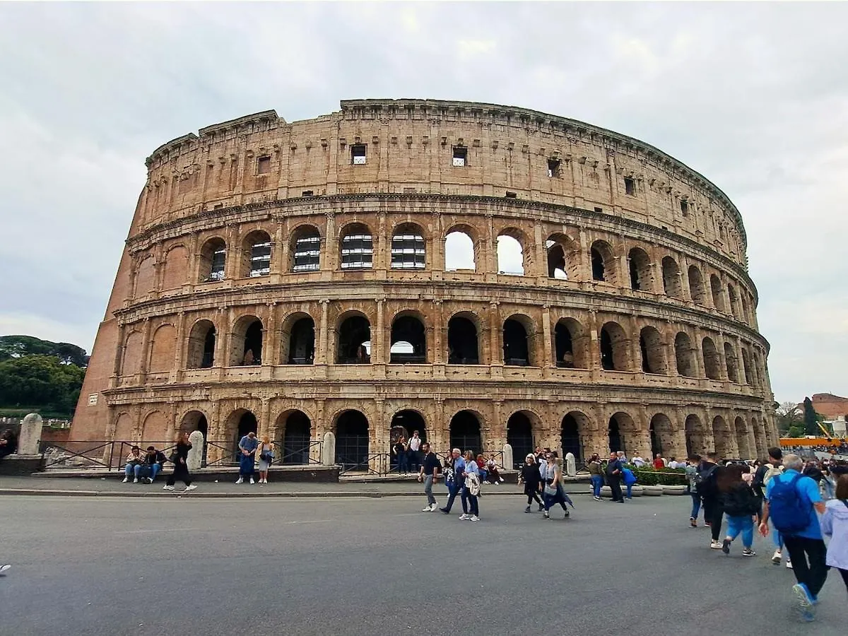 Apartment Metro Battistini- D'Alessandro Holiday Home Rome Italy